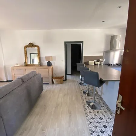 Semaphore Grand T3 Proche Centre *