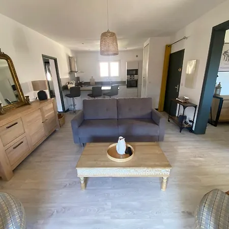 Semaphore Grand T3 Proche Centre Διαμέρισμα