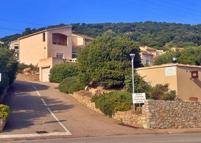 Semaphore Grand T3 Proche Centre *