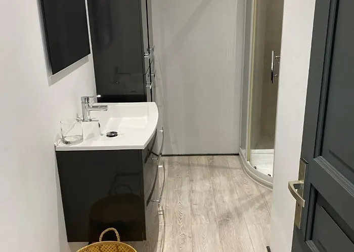 Semaphore Grand T3 Proche Centre Апартаменты *