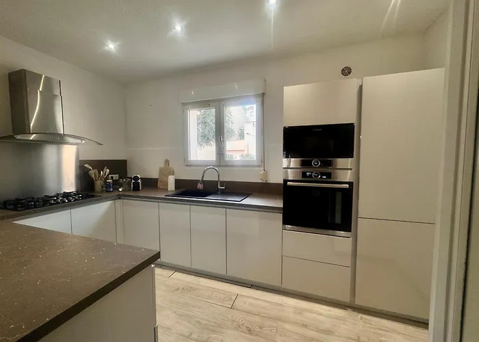 Apartmán Semaphore Grand T3 Proche Centre LʼÎle-Rousse